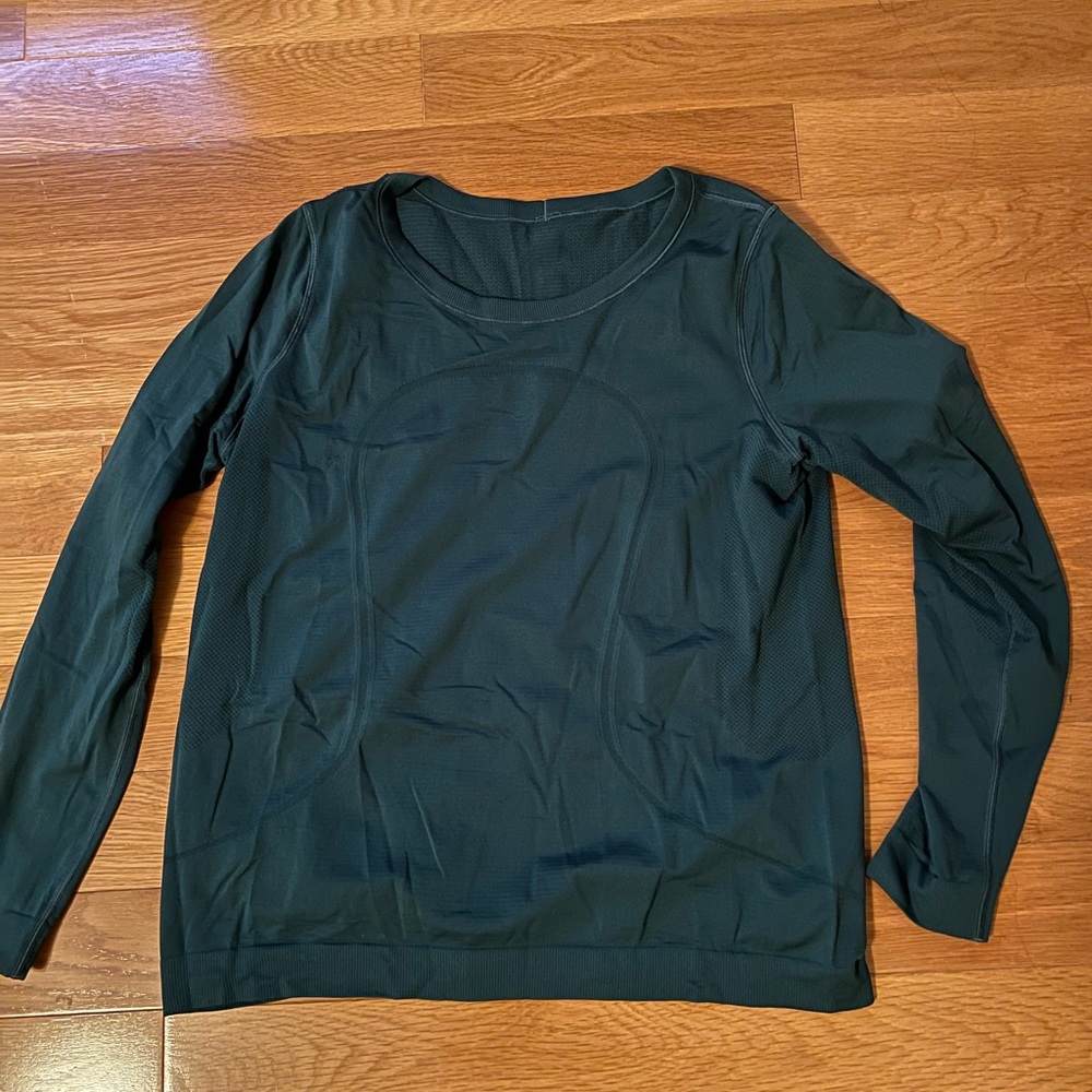 lululemon athletica green Long Sleeve Top